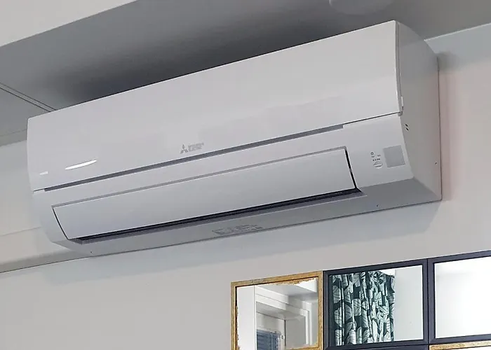 شقة New With Free Parking